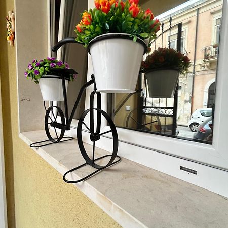 Casa Martina 2 Apartment Syracuse ภายนอก รูปภาพ