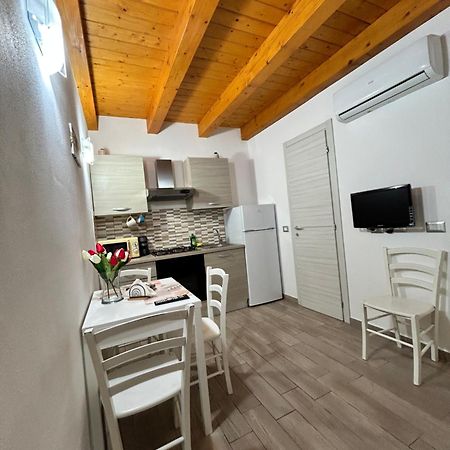 Casa Martina 2 Apartment Syracuse ภายนอก รูปภาพ